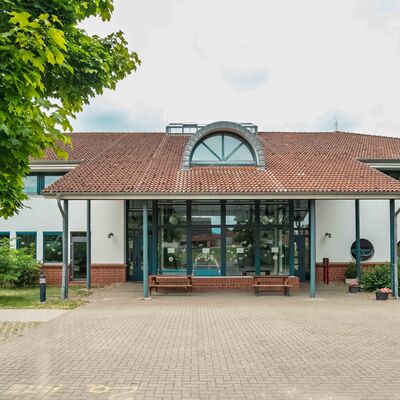 Grundschule R&ouml;tgesb&uuml;ttel